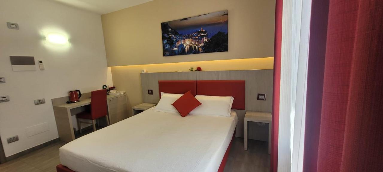 Eden Rooms La Spezia Exteriör bild