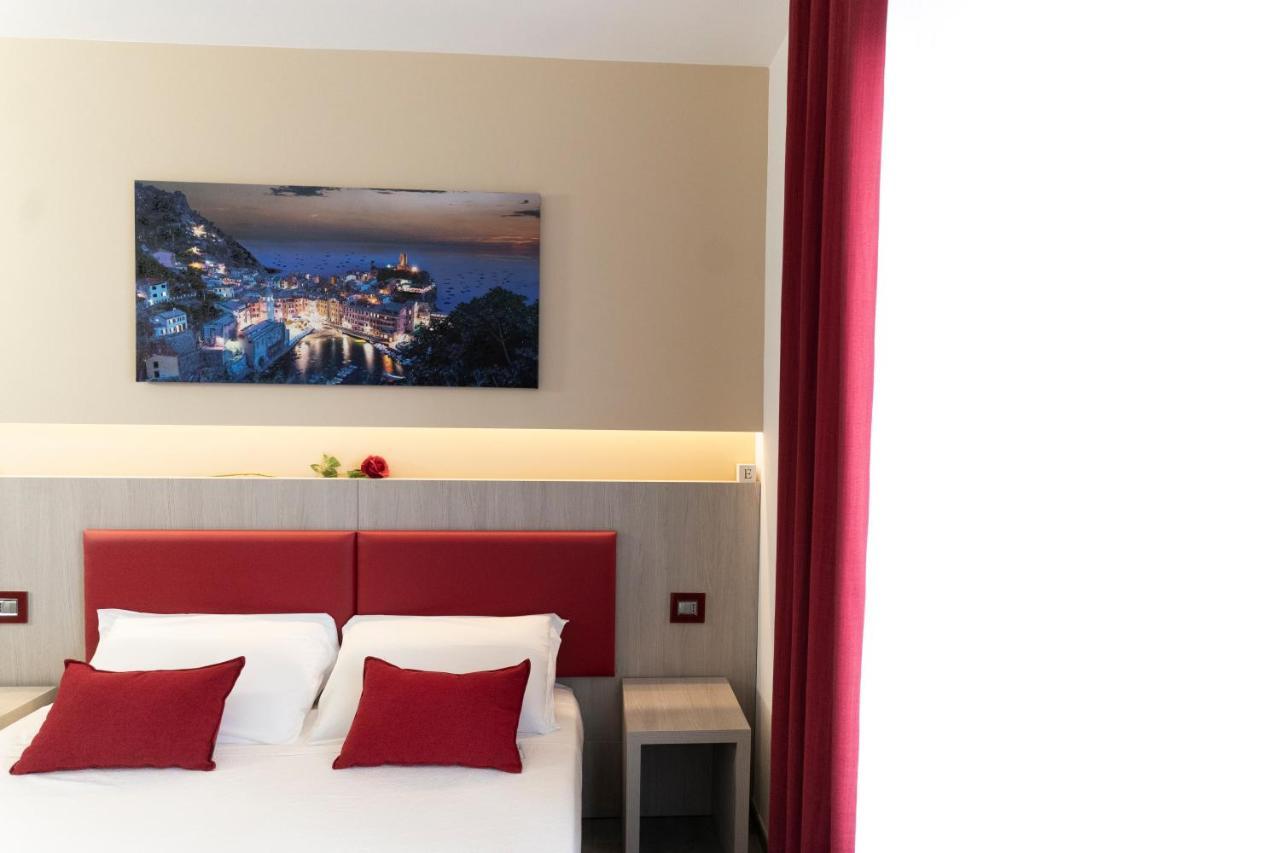 Eden Rooms La Spezia Exteriör bild