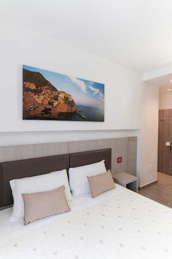 Eden Rooms La Spezia Exteriör bild