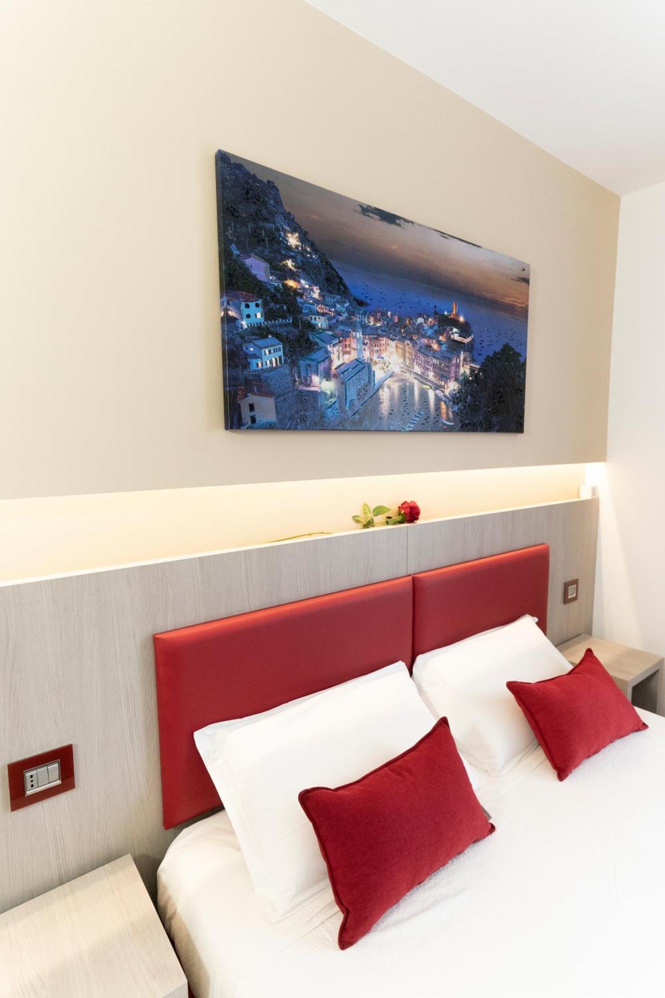 Eden Rooms La Spezia Exteriör bild