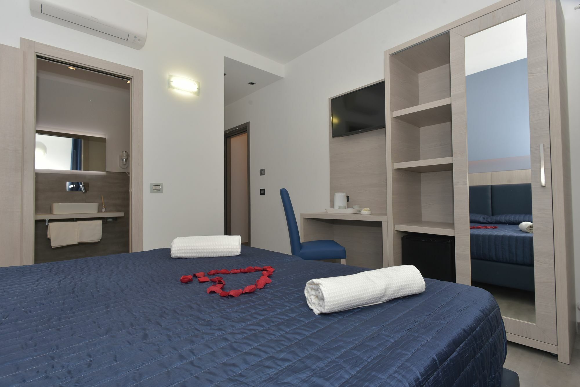 Eden Rooms La Spezia Exteriör bild
